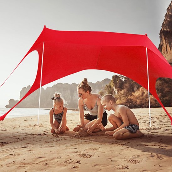 Tente de plage rouge pour attirer les regards