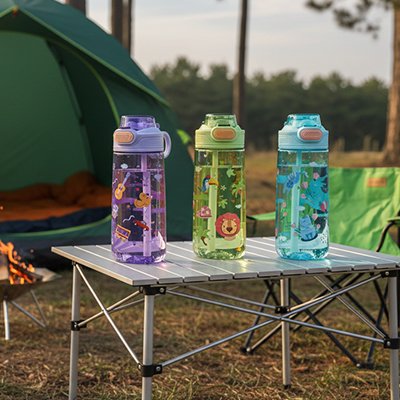 Gourde enfant table camping