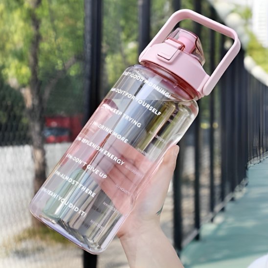Gourde plastique aquanomad vous suit partout