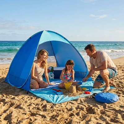Tente de plage pour jeune famille